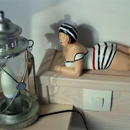 La Grange Du Minuellou فندق مبيت وإفطار 3*